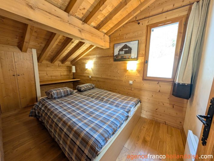 Image No.22-5 Bed House for sale