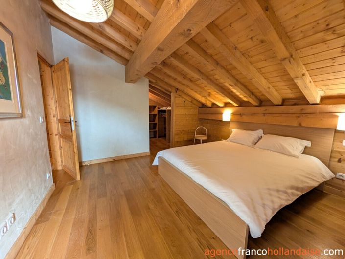 Image No.24-5 Bed House for sale