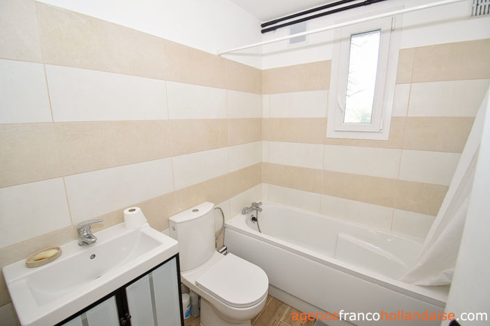 Image No.10-5 Bed House for sale