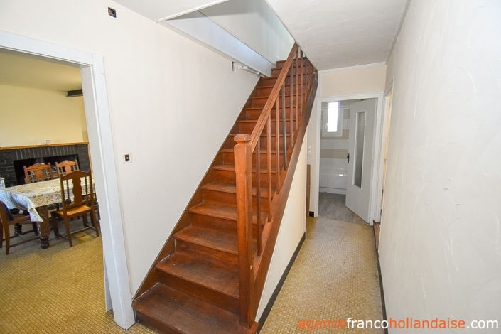 Image No.12-5 Bed House for sale