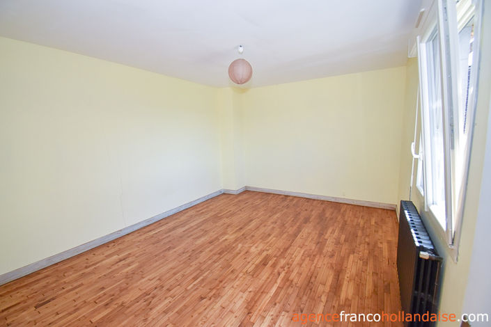 Image No.19-5 Bed House for sale