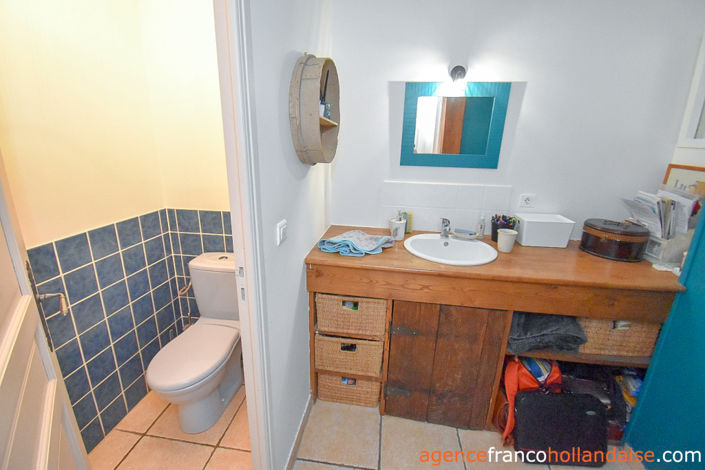 Image No.17-3 Bed House for sale