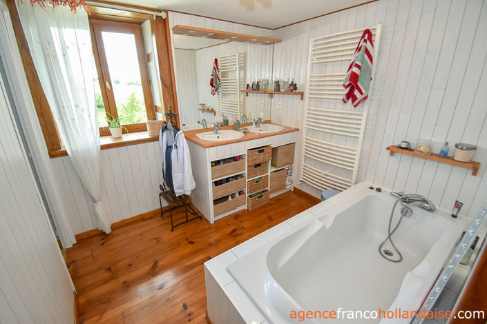 Image No.28-3 Bed House for sale