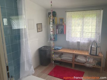 echt-frans-huis-met-een-gezellige-gte-34large
