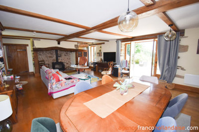 rustig-in-deze-gerenoveerde-boerderij-9large