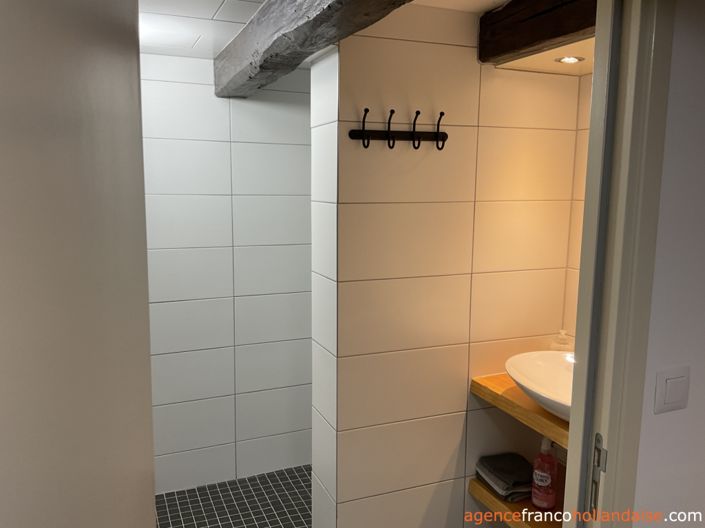 Image No.24-3 Bed House for sale