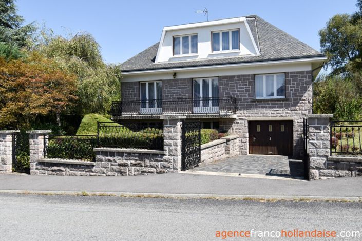 Image No.1-4 Bed House for sale