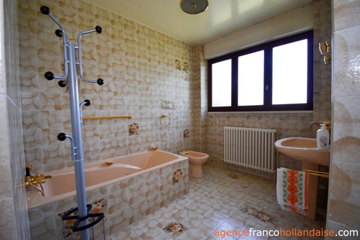 Image No.11-Maison de 4 chambres à vendre à Bugeat