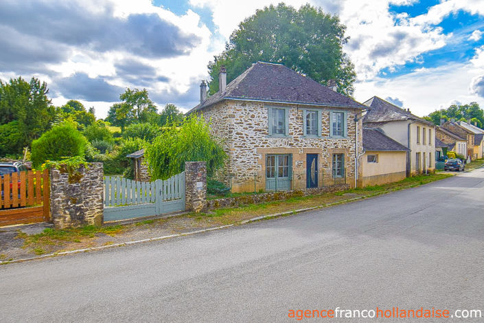 Image No.1-Maison de 2 chambres à vendre à Sussac