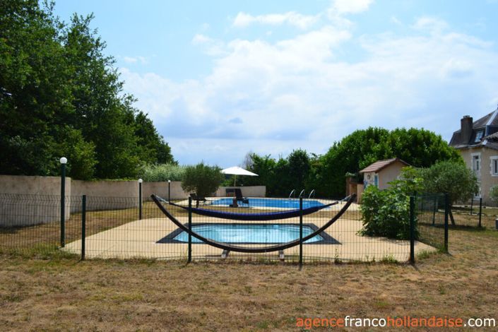 Image No.28-15 Bed House for sale