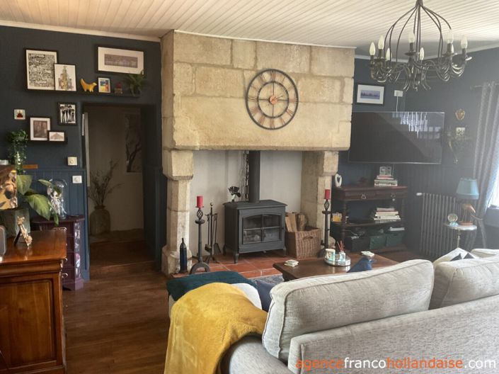 Image No.13-6 Bed House for sale