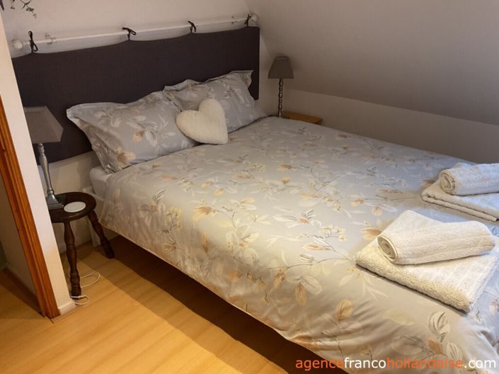 Image No.31-6 Bed House for sale