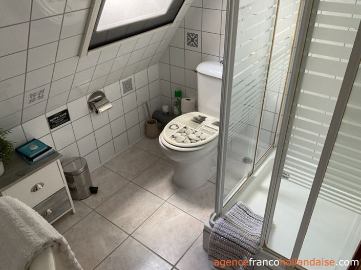 Image No.33-6 Bed House for sale