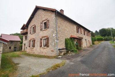 ruim-huis-met-atelier-2large