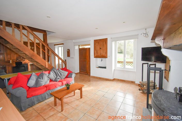 Image No.11-3 Bed House for sale