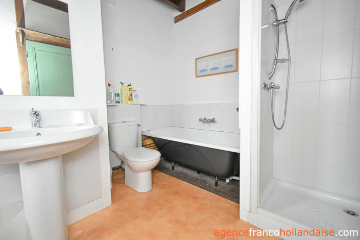 Image No.17-3 Bed House for sale