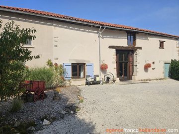 domein-met-3-woningen-37large