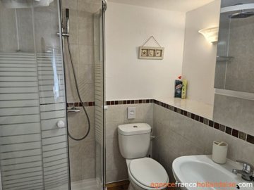 domein-met-3-woningen-42large