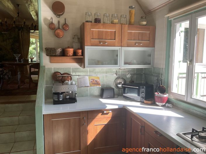 Image No.12-2 Bed House for sale