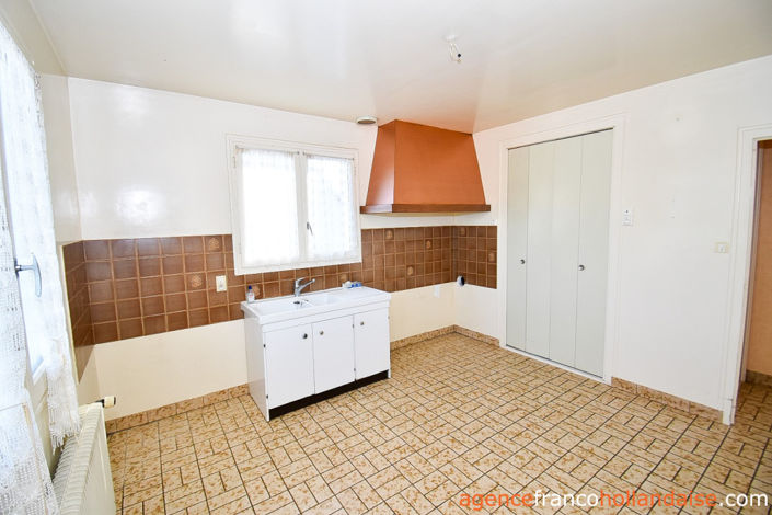 Image No.18-4 Bed House for sale