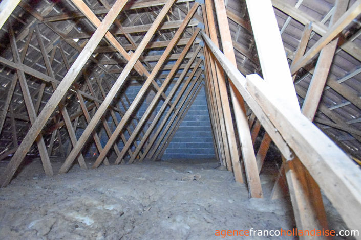 Image No.27-4 Bed House for sale