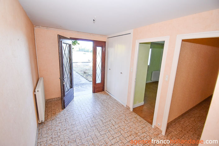 Image No.6-4 Bed House for sale