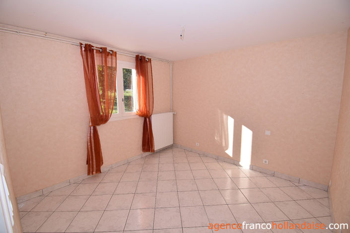 Image No.8-4 Bed House for sale