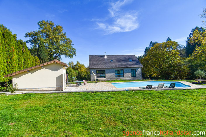 Image No.1-5 Bed House for sale