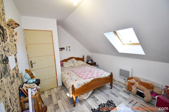 Image No.19-5 Bed House for sale