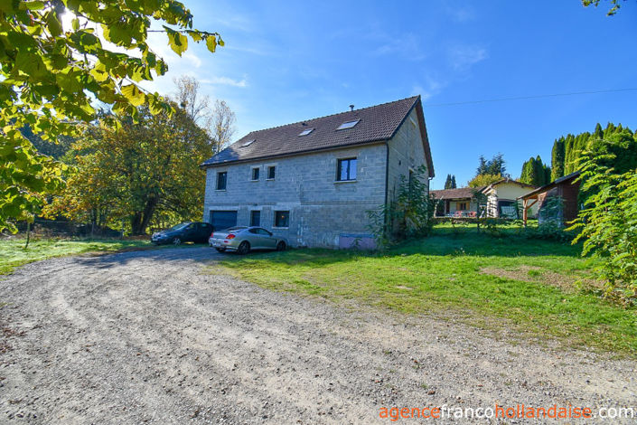 Image No.40-5 Bed House for sale