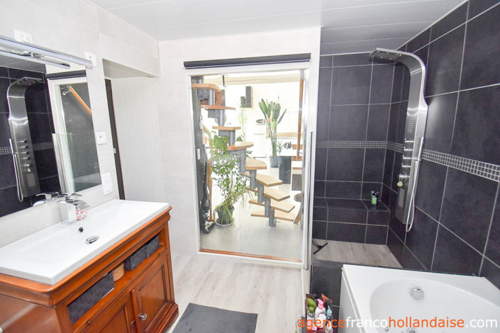 Image No.14-1 Bed House for sale