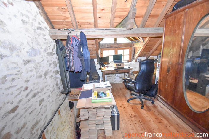 Image No.12-3 Bed House for sale