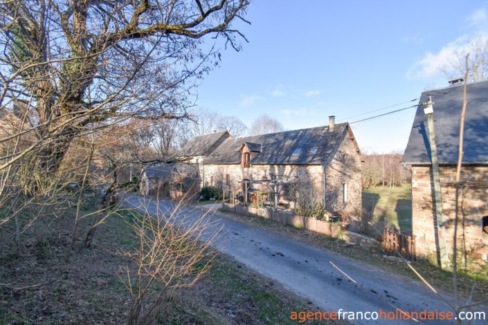 Image No.35-6 Bed House for sale