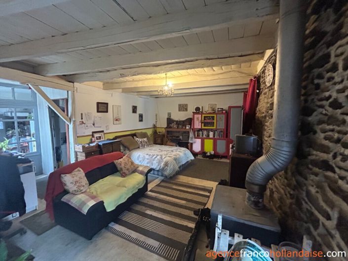 Image No.8-4 Bed House for sale