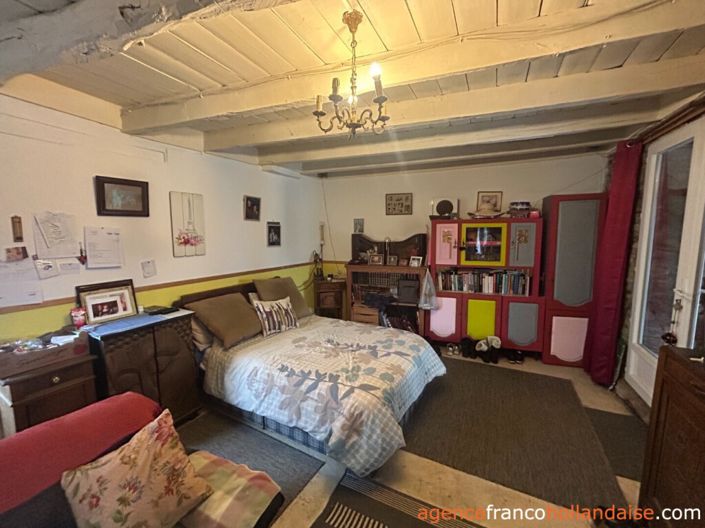 Image No.9-4 Bed House for sale