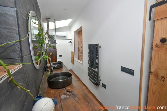 Image No.12-3 Bed House for sale