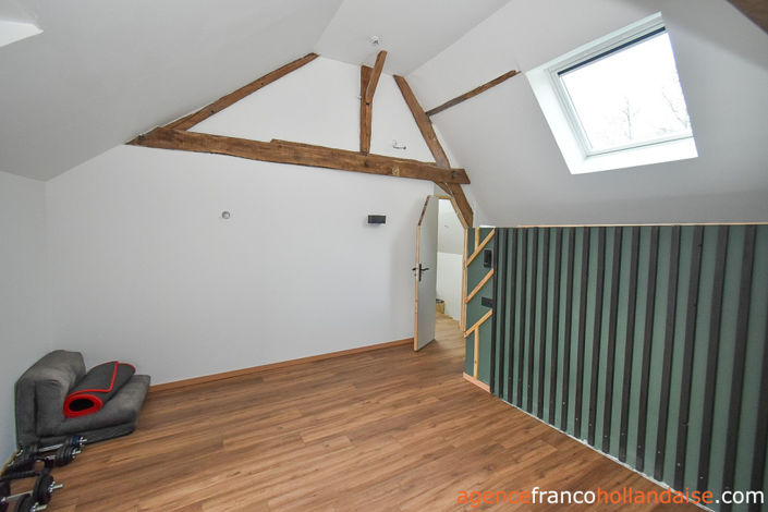 Image No.17-3 Bed House for sale