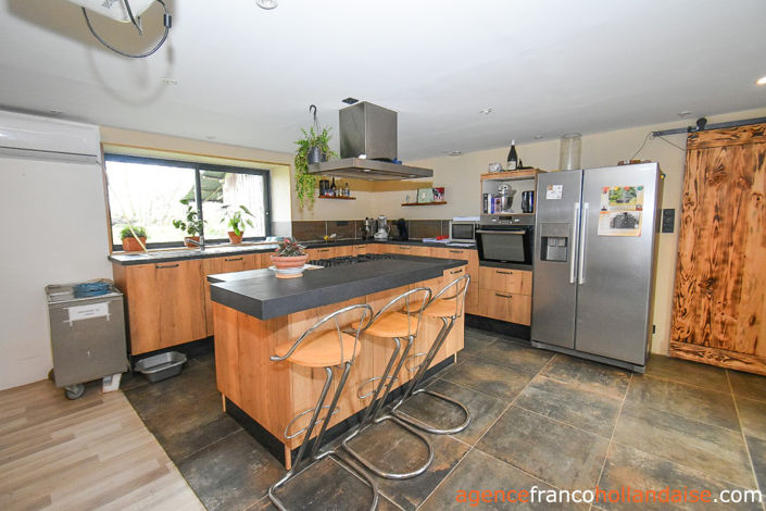 Image No.7-3 Bed House for sale