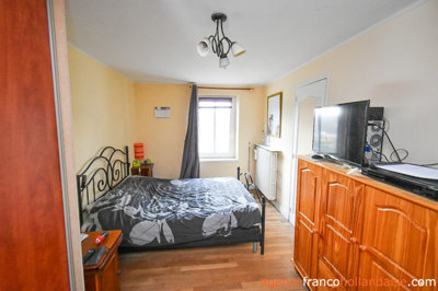 huis-met-schuur-en-2300-m-23large