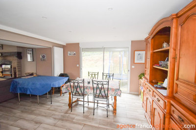 huis-met-schuur-en-2300-m-7large