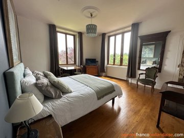 gtes-complex-met-zwembad-en-fraai-woonhuis--1