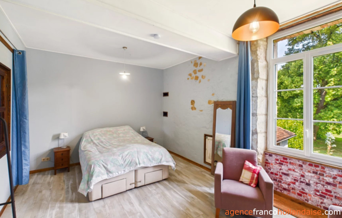 Image No.18-9 Bed House for sale