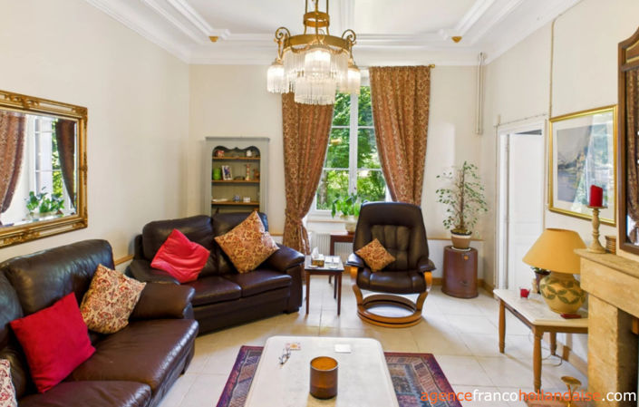 Image No.5-9 Bed House for sale