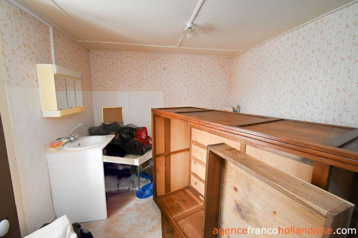 Image No.11-3 Bed House for sale