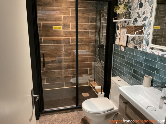 Image No.30-5 Bed House for sale