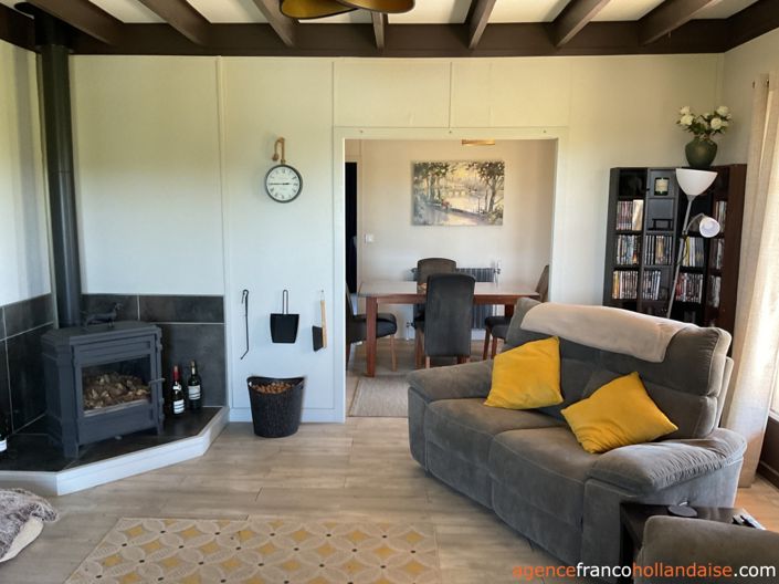 Image No.6-5 Bed House for sale