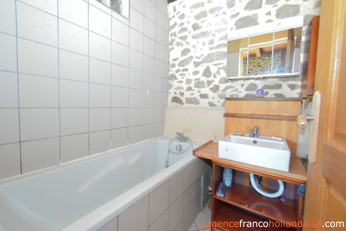 Image No.7-2 Bed House for sale