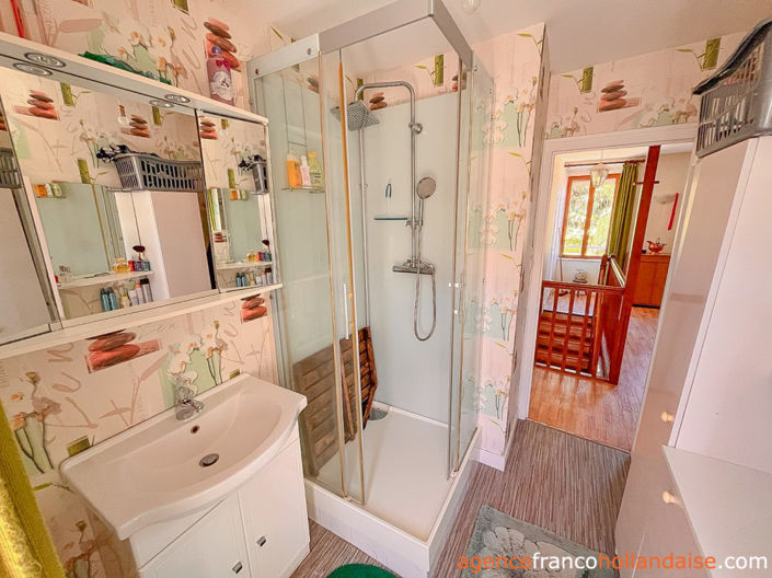 Image No.20-3 Bed House for sale