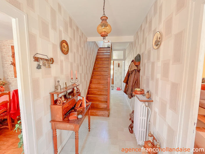 Image No.8-3 Bed House for sale