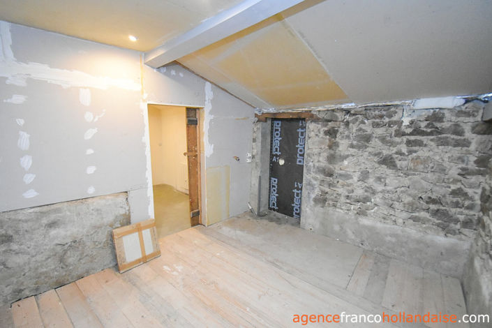 Image No.19-2 Bed House for sale